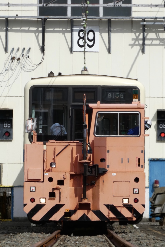【小田急】8000形8056×4(8056F)廃車に伴うクーラー・部品撤去を大野総合車両所で撮影した写真