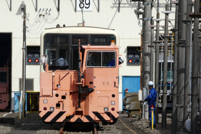 【小田急】8000形8056×4(8056F)廃車に伴うクーラー・部品撤去を大野総合車両所で撮影した写真