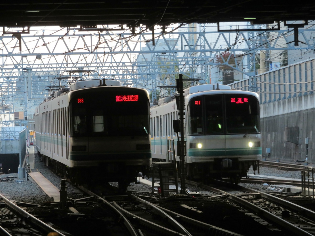 【メトロ】9000系9114Fが東急新横浜線で試運転の拡大写真
