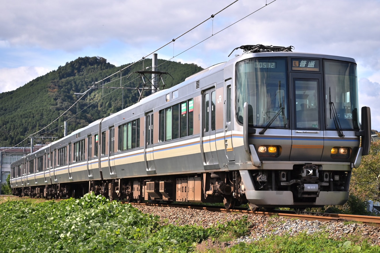 【JR西】舞鶴線を223系宮原車が代走の拡大写真