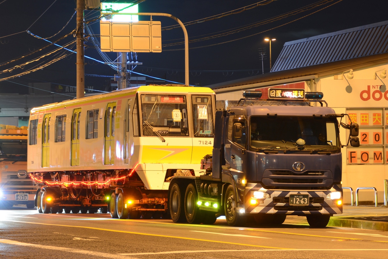 【大阪メトロ】70系7124F大阪車輌から陸送の拡大写真