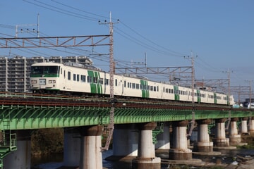 【JR東】「185系で行く秋の松本 新宿⇔松本日帰りの旅」ツアーを催行