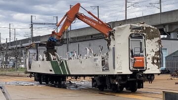 185系　中間車 2bb805cfb58337218dd8375d11a0f0