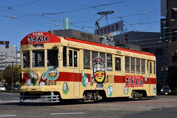 豊鉄市内線　モ3203タイプ　おでんしゃ　Nゲージ動力付き　他サイト出品中 路面電車 豊橋鉄道モ3203タイプ Nゲージ動力付き 他サイト出品中