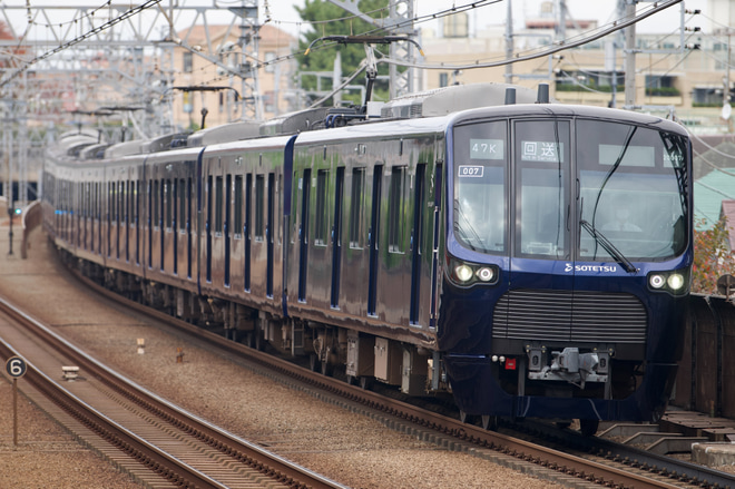 【東急】東急東横線・東急新横浜線で試運転(20221107)を多摩川駅で撮影した写真