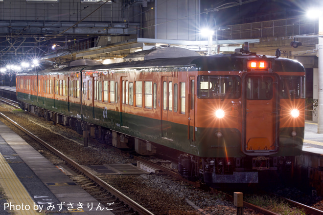 【JR西】115系D-27編成 京都鉄道博物館からの返却回送を御着駅で撮影した写真