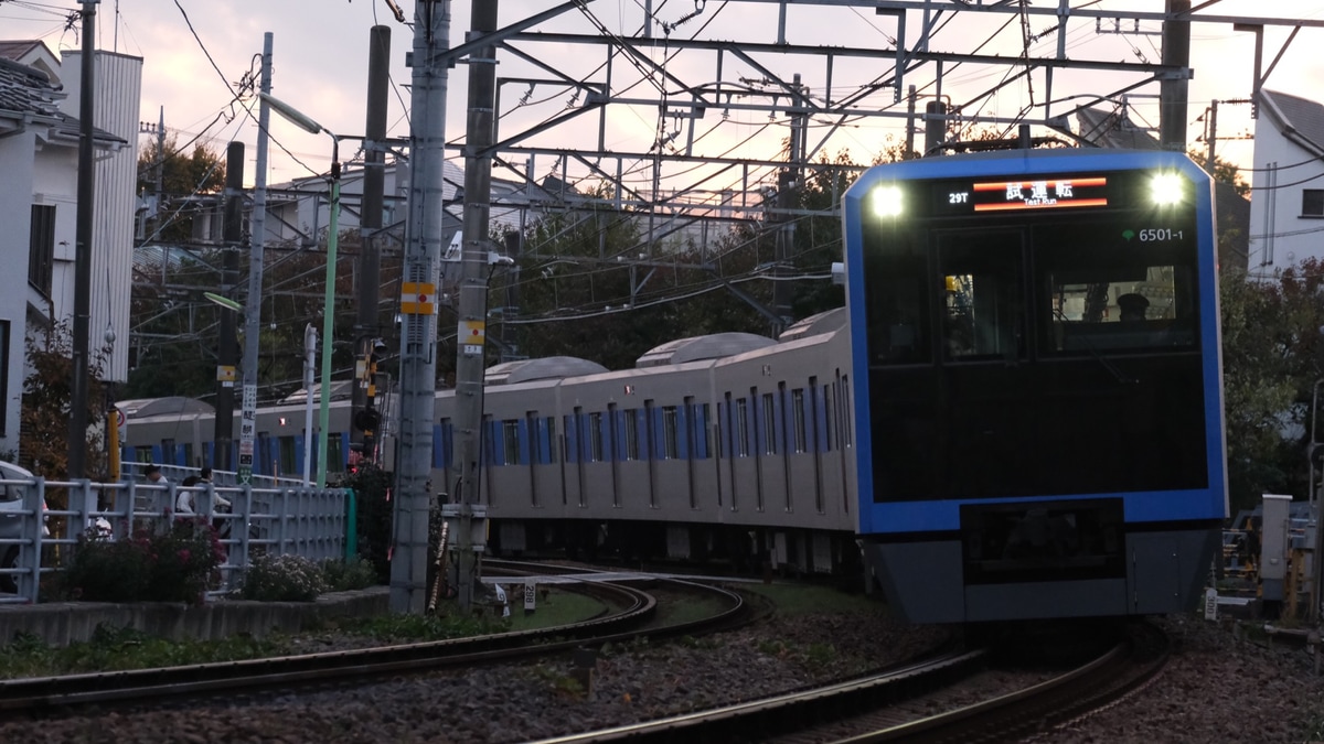 53052630e8916ed4332314c21c8517