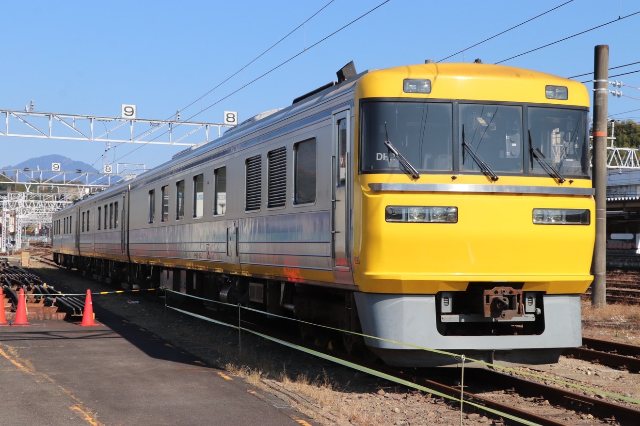 【JR海】「さわやかウォーキング」の鉄道満喫コースで中津川駅でキヤ95系・キヤ97系展示の拡大写真