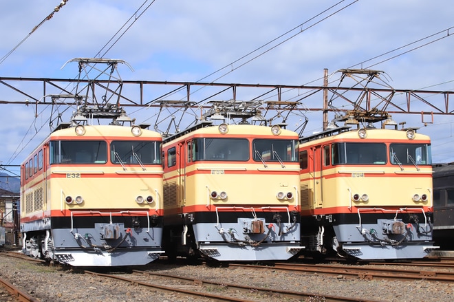 【大鐵】「元西武ELが3両横並び 3重連も 電気機関車撮影会」開催を新金谷車両区で撮影した写真