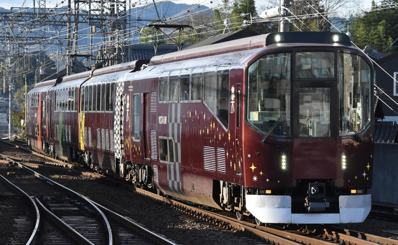 【近鉄】20000系PL01を使用した団体貸切列車の拡大写真