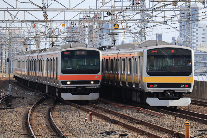 【JR東】E231系MU18編成東京総合車両センター入場回送を市川駅で撮影した写真