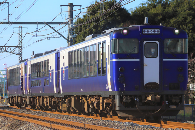 【JR東】「彩都 Shu*Kura」団体臨時列車で運行を岡部～深谷間で撮影した写真