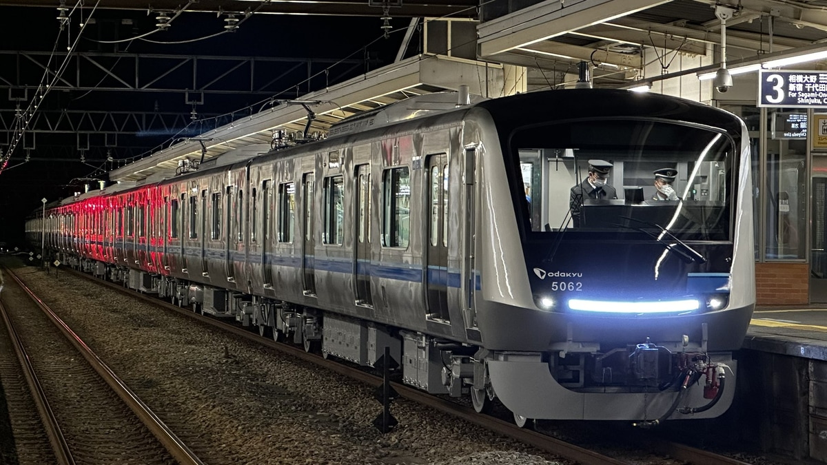小田急】「VSEに乗って、5000形増備車の搬入を見に行こう」ツアー |2nd