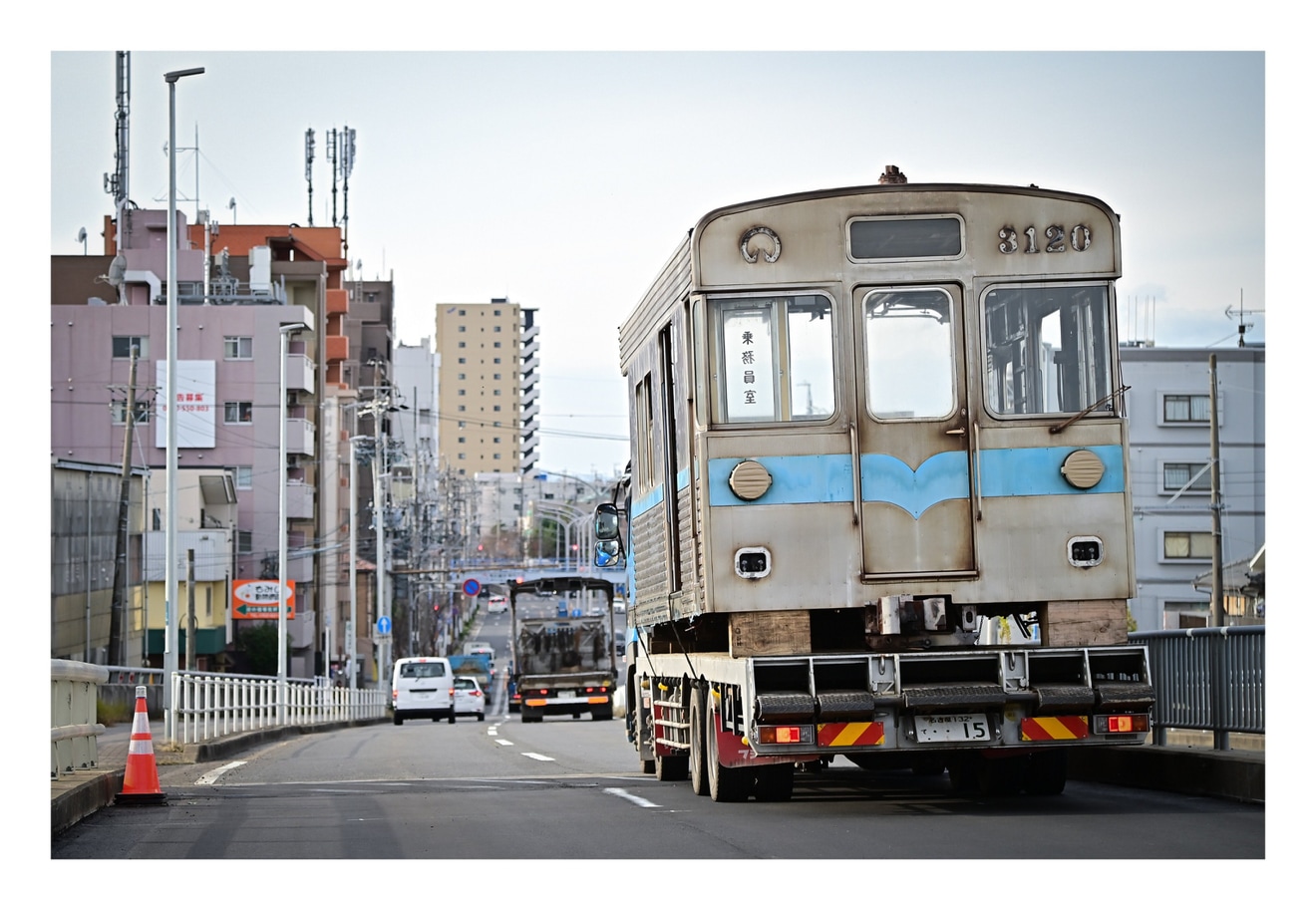 【名市交】3000形3120H廃車陸送の拡大写真