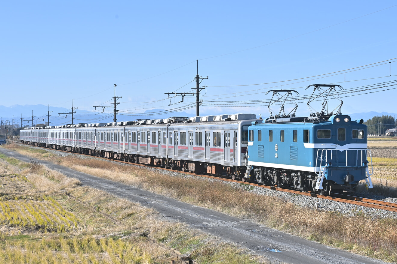 【東武】10000系11004F廃車回送の拡大写真