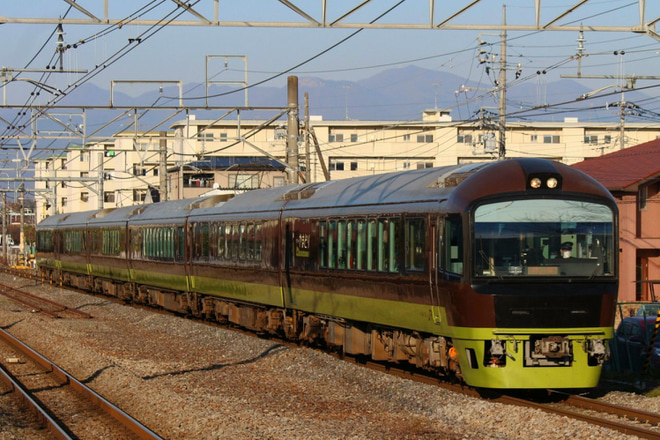 【JR東】団体臨時列車 懐かしの『リゾートやまどり』を井野駅で撮影した写真