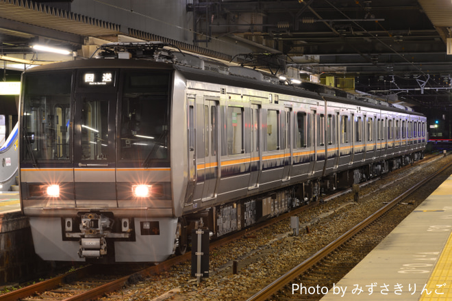 【JR西】207系T21編成 網干総合車両所出場を土山駅で撮影した写真
