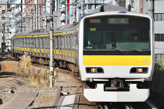 【JR東】E231系ミツA535編成 東京総合車両センター入場を恵比寿駅で撮影した写真