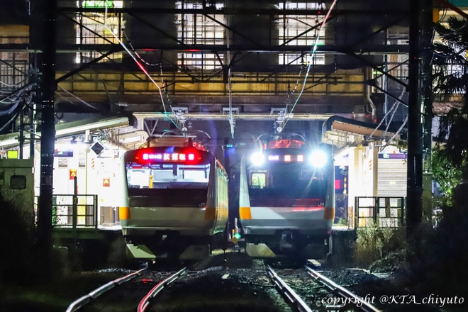【JR東】五日市線でTASC試運転と凍結防止臨のすれ違いを不明で撮影した写真