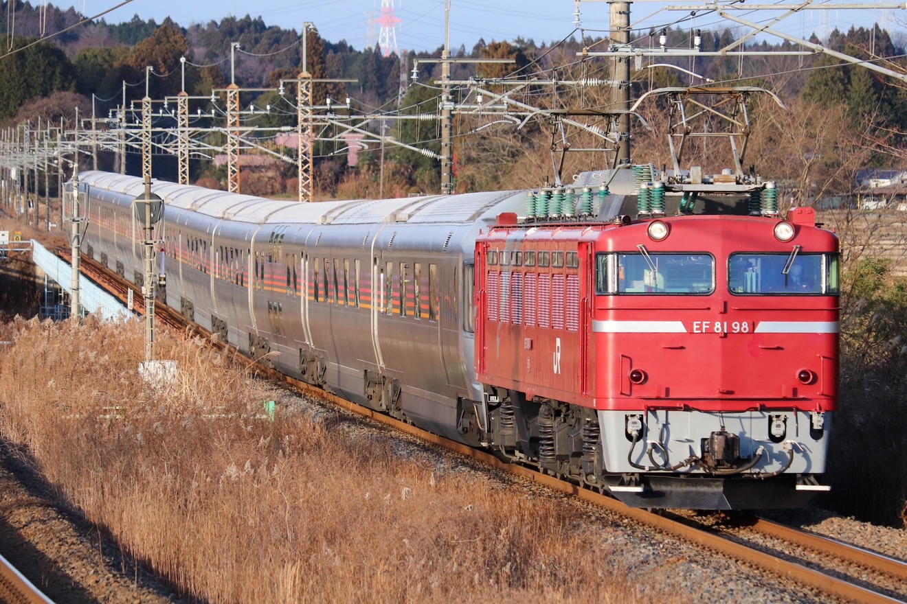 【JR東】EF81-98牽引仙台行きカシオペア紀行返却回送の拡大写真