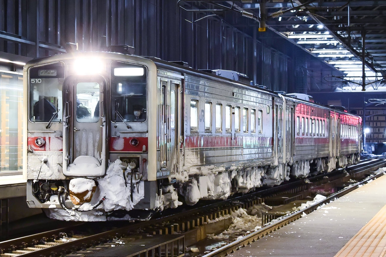 【JR北】特急サロベツ2号をキハ54系2両が代走の拡大写真