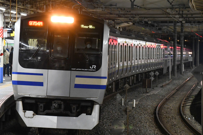 【JR東】大晦日の終夜運転を実施(2022-2023)を大船駅で撮影した写真