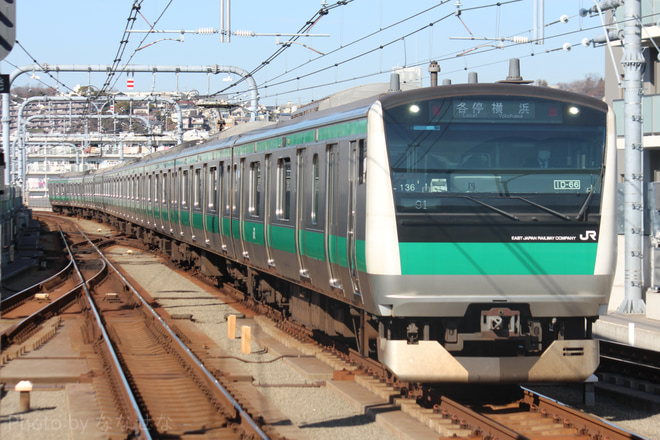 【JR東】E233系が相鉄線横浜駅へを星川駅で撮影した写真