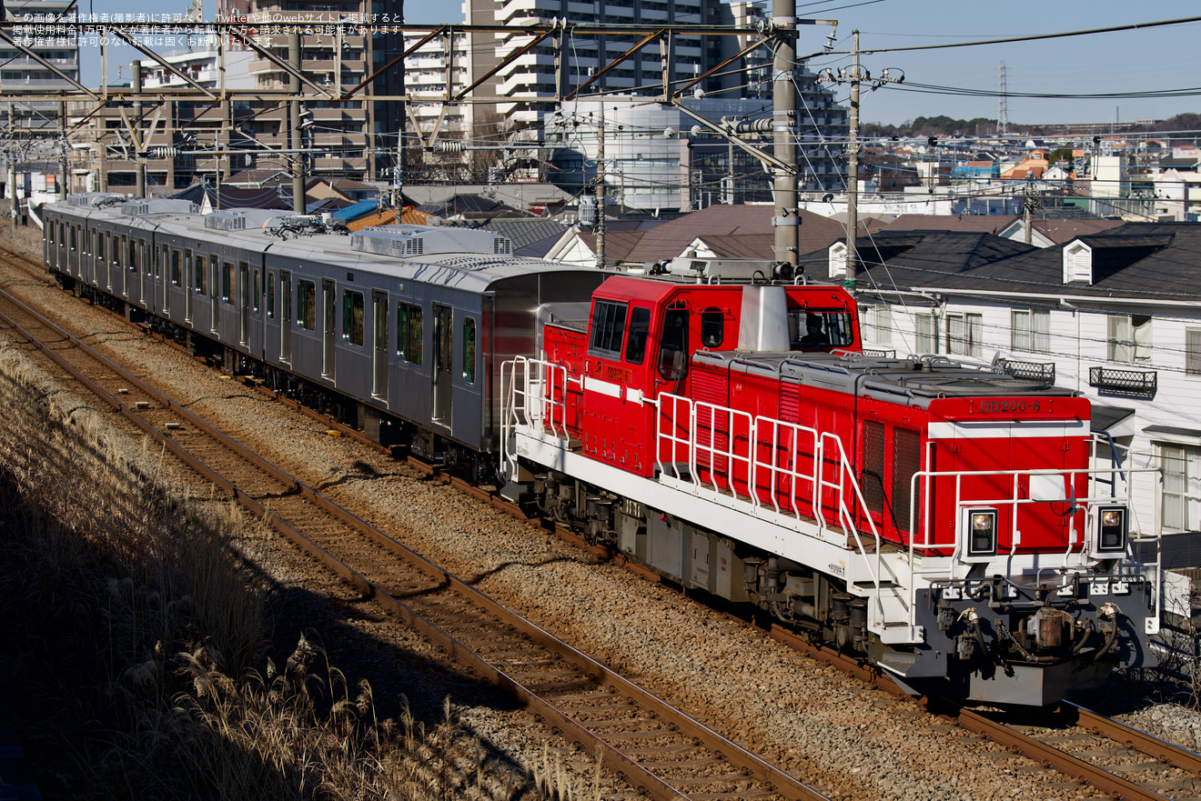 【東急】5050系4000番台 Qシート J-TREC横浜事業所出場甲種輸送の拡大写真