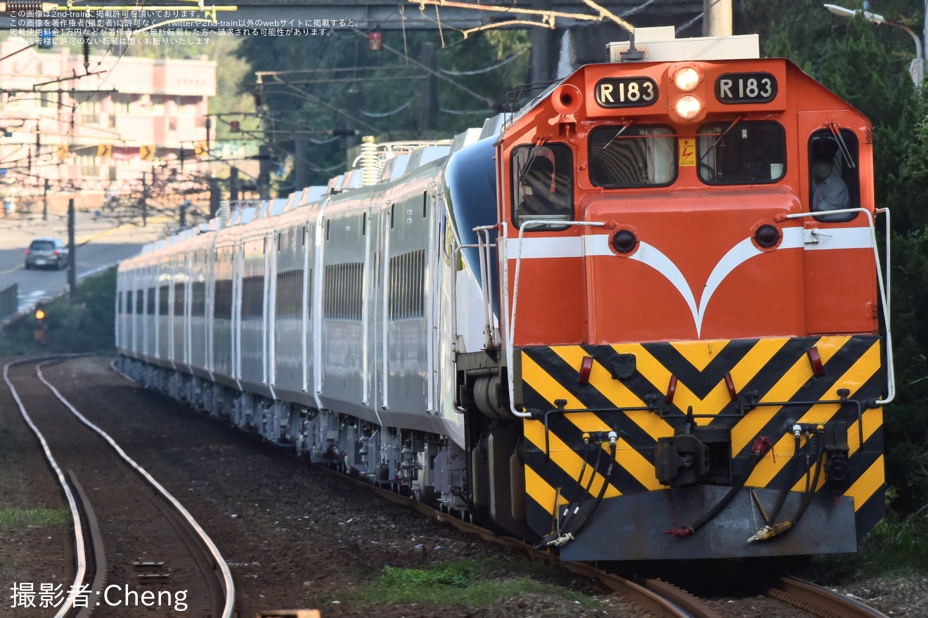  【台鐵】EMU3000型第26編成が輸送の拡大写真