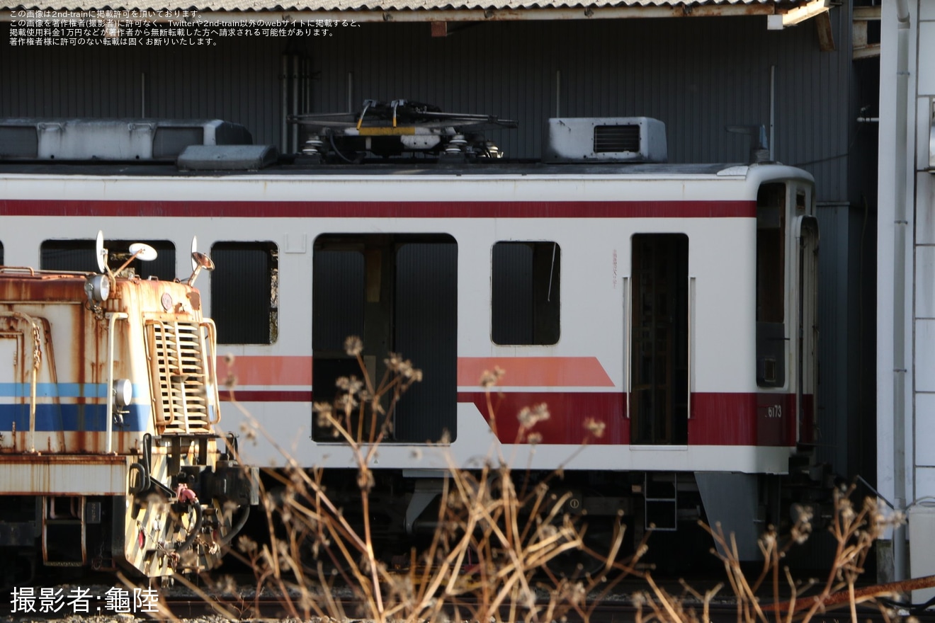 【東武】6050系6162Fなどが解体中の拡大写真