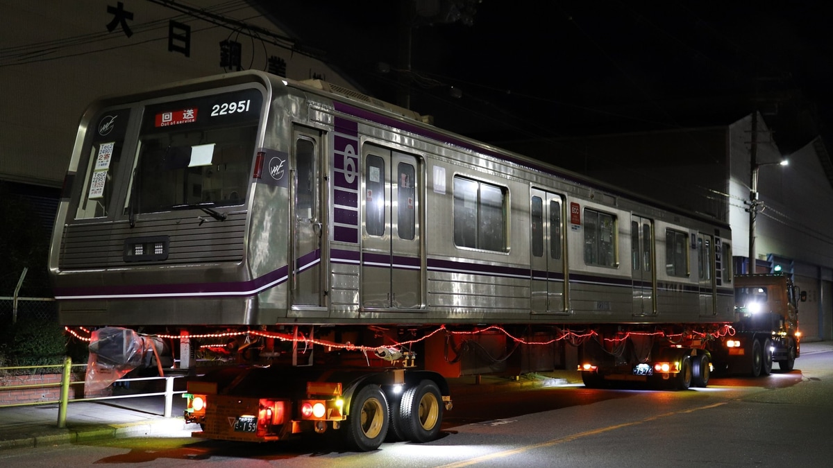 大阪メトロ】22系22651F(元24系24601F)先頭車返却陸送 |2nd