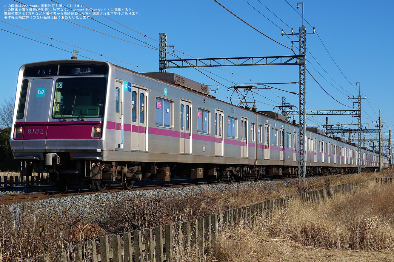 【メトロ】8000系8102F 廃車回送の拡大写真