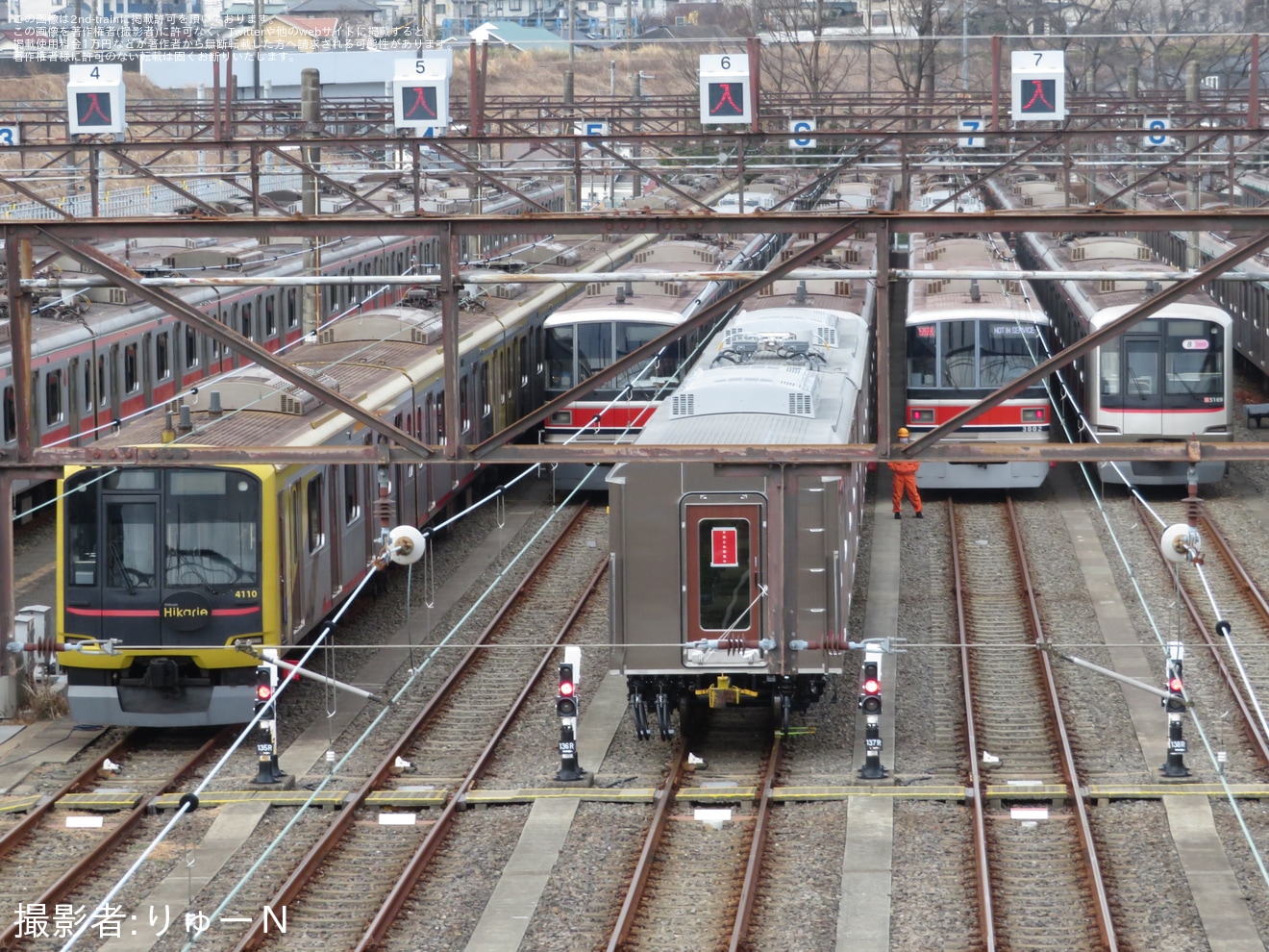 【東急】5050系5169FへQシート車が組み込みで4115F化の拡大写真