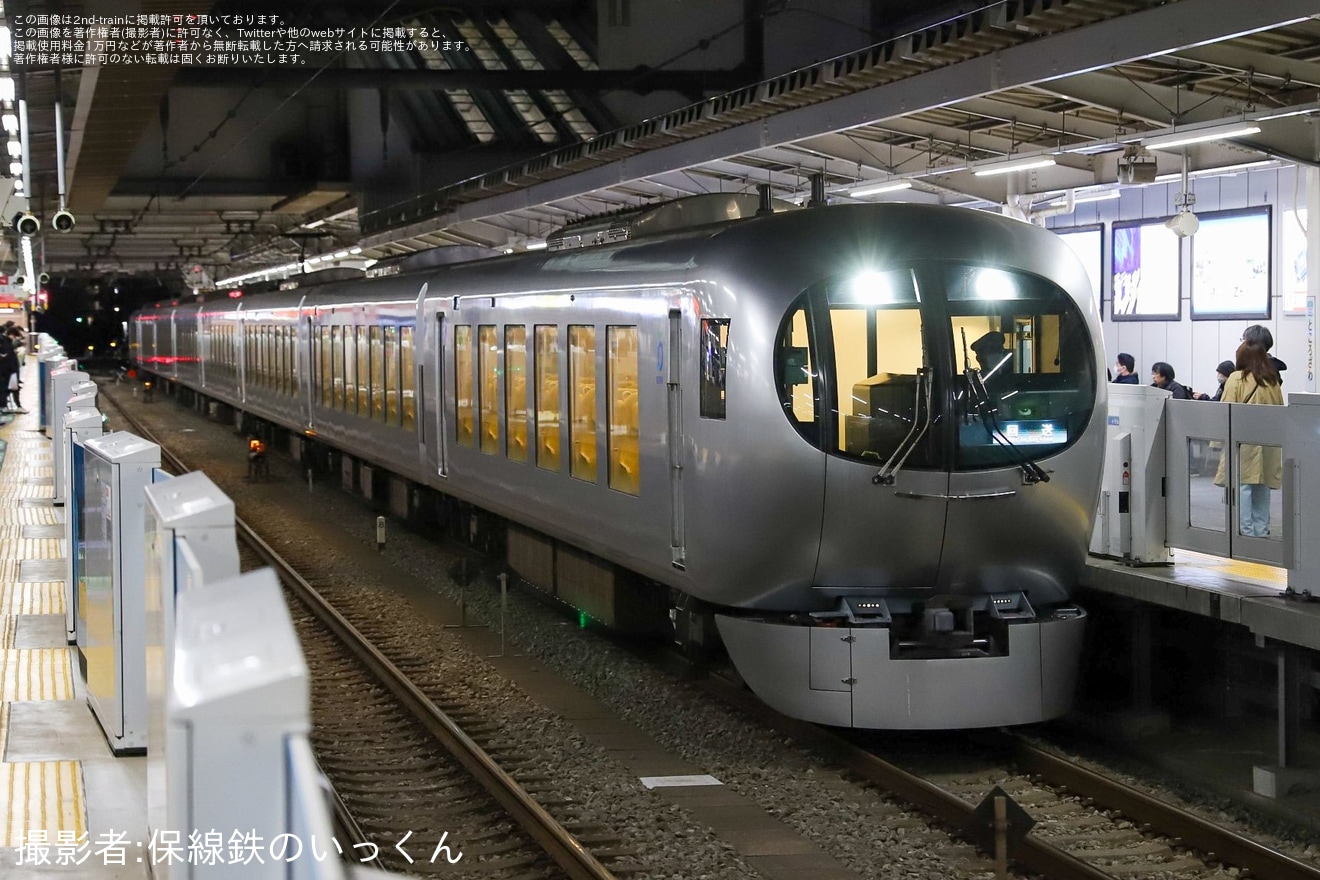 【西武】001系B編成(001-B1F)Laviewが新宿線南入曽車両基地へ回送の拡大写真