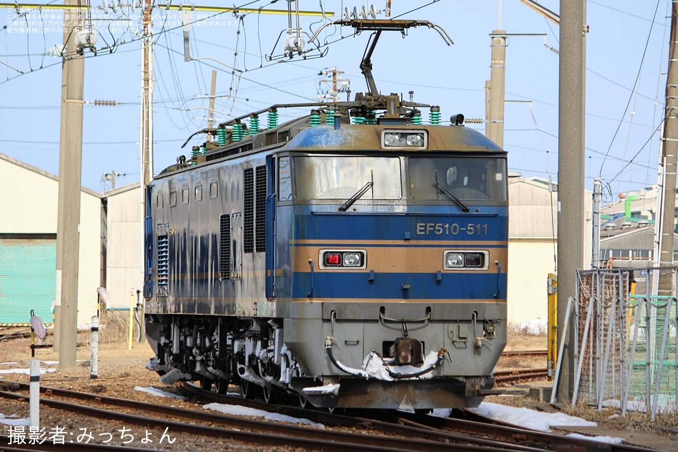 【JR貨】EF510-511が秋田総合車両センターへ回送の拡大写真