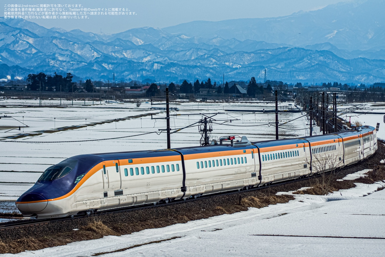 【JR東】山形新幹線の新型車両E8系G1編成日中に本線試運転の拡大写真
