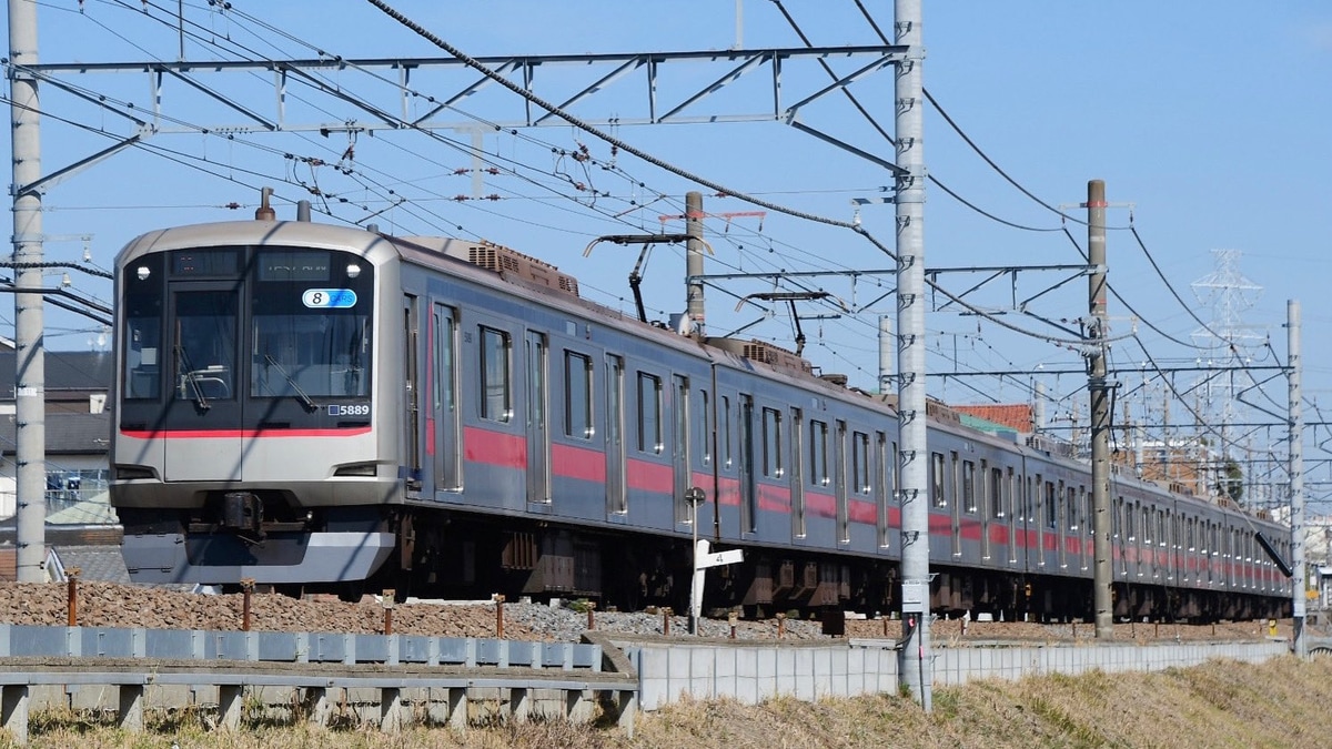 東急たまでん
「片運転台型」
二輌セット ddba5cfbd11241ca69b6aaab45bd12
