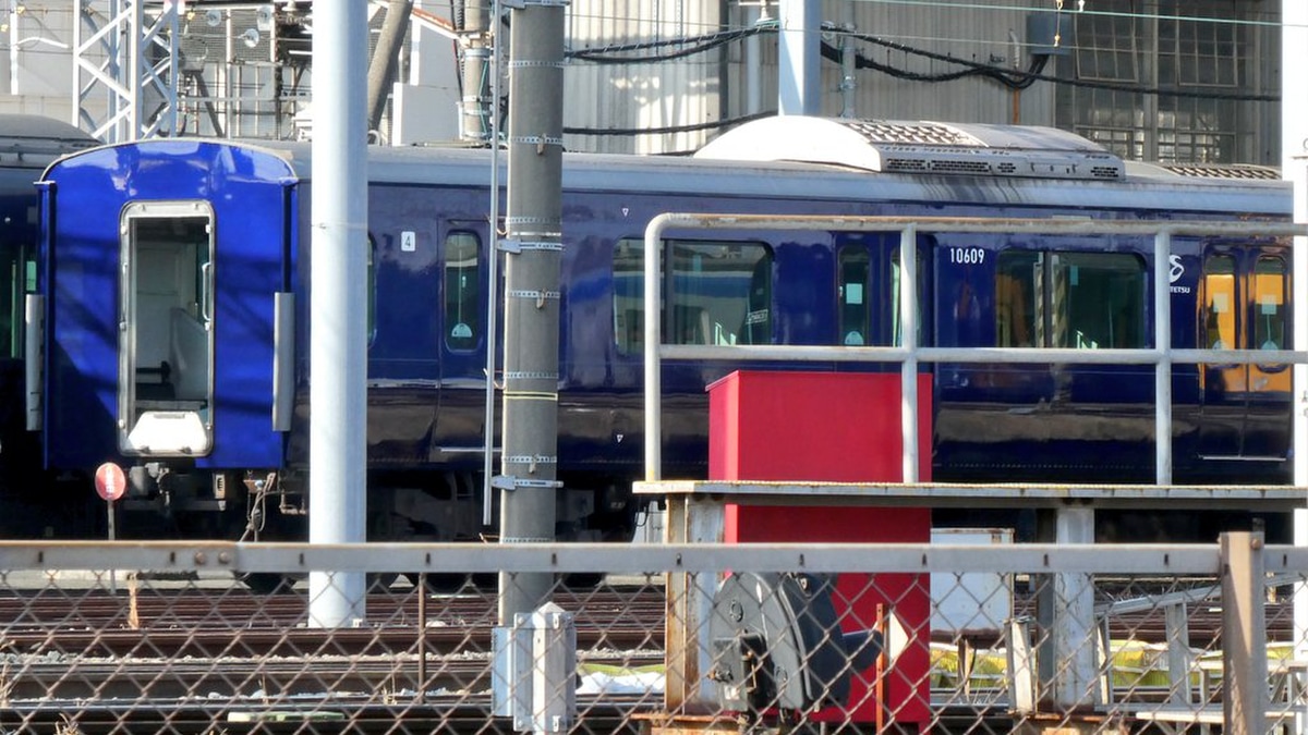 相鉄】10000系10704×8(10704F)YOKOHAMA NAVY BLUE塗装へ |2nd-train 