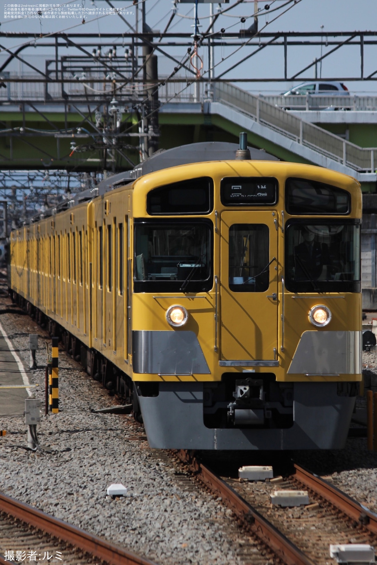 【西武】2000系2085Fが、南入曽車両基地へ回送の拡大写真