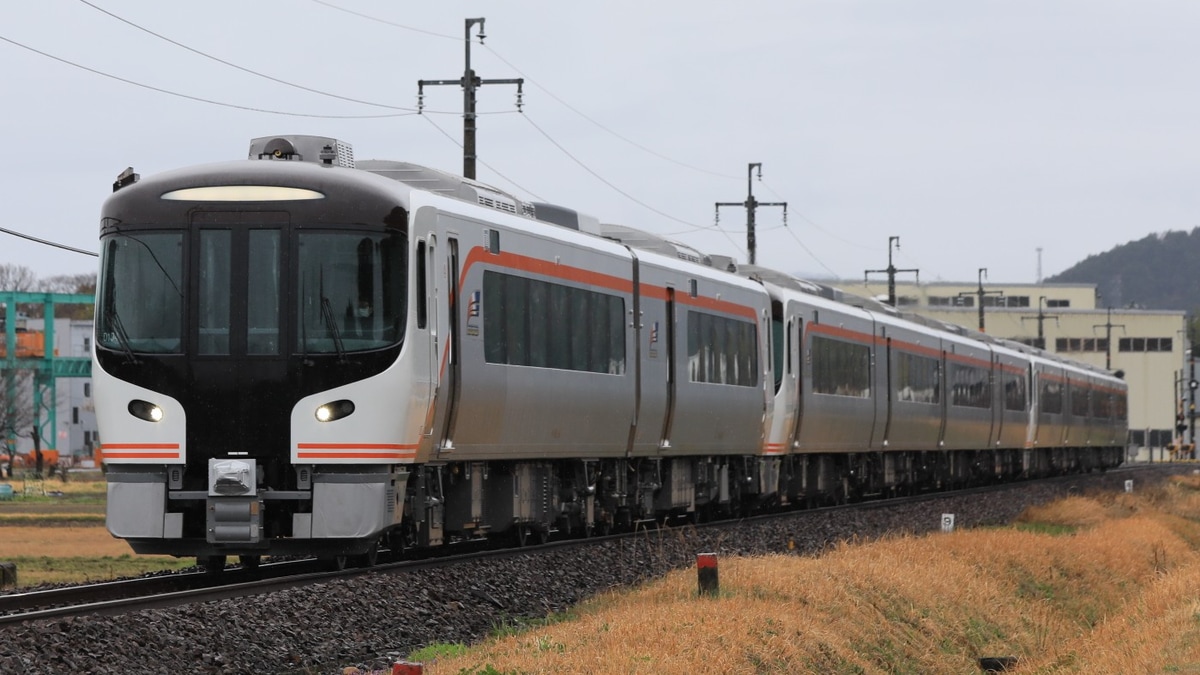 JR海】定期特急「ひだ」がHC85系に統一されHC85系による10両編成の運転