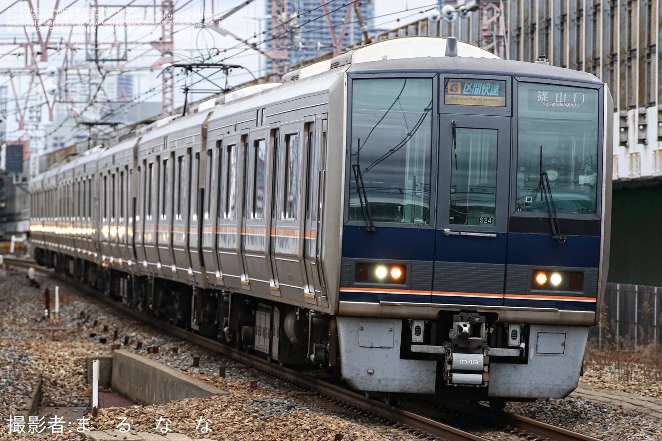 【JR西】宝塚線の塚口以北に直通する大阪発着の区間快速が207系・321系で運転の拡大写真