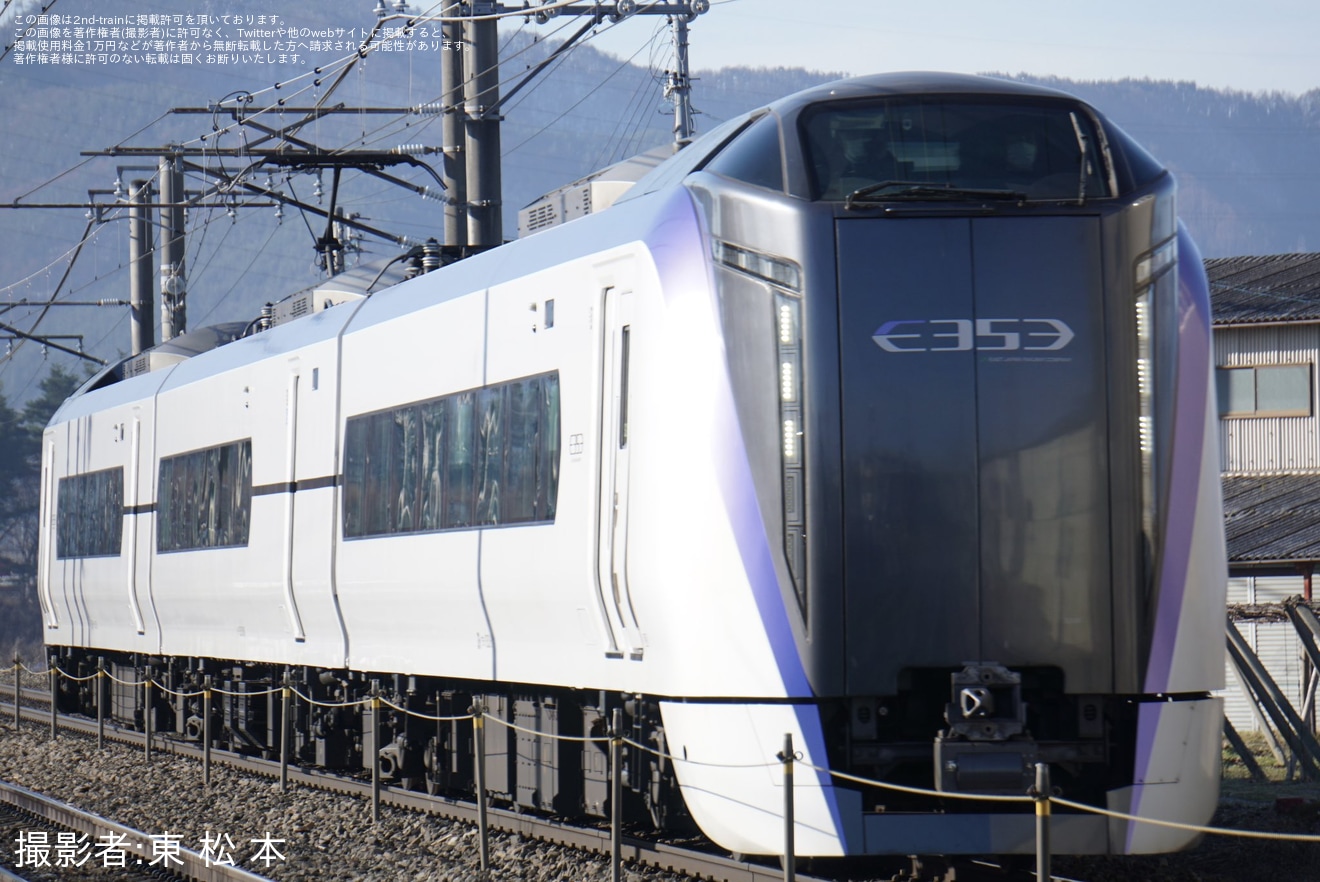 【JR東】E353系特急「信州」臨時運行の拡大写真