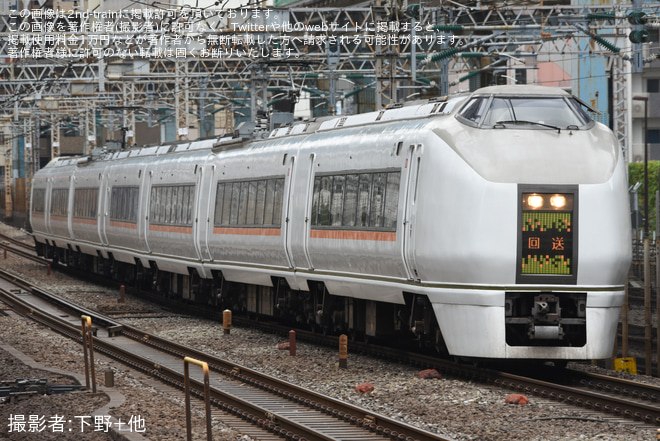 【JR東】651系OM204編成 田町疎開回送を田町駅で撮影した写真