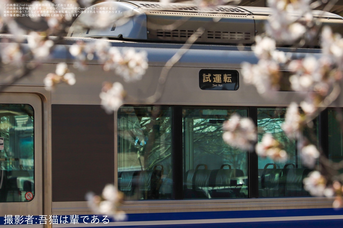 【JR西】521系J19編成金沢総合車両所本所出場試運転の拡大写真
