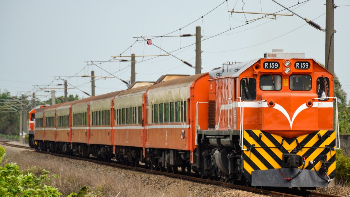 台鐵】莒光号客車7両と9両が廃車回送 |2nd-train鉄道ニュース