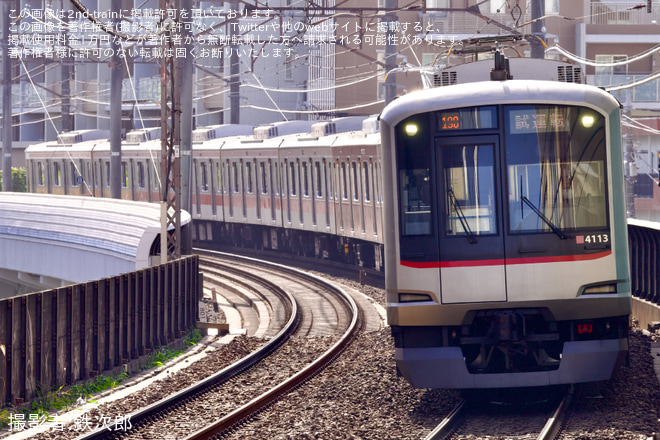 【東急】5050系4113F Qシート組込試運転を青葉台駅で撮影した写真