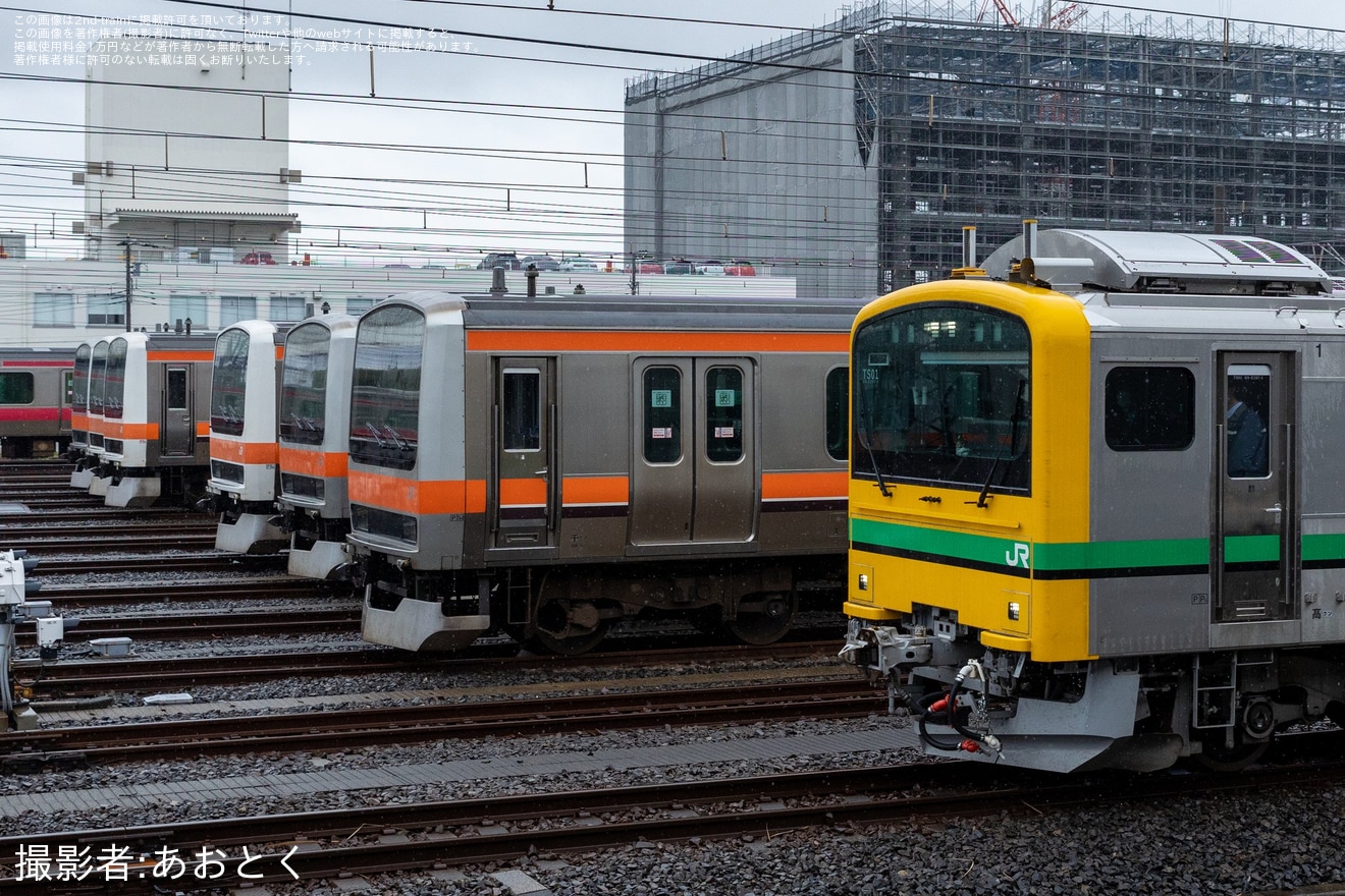 【JR東】GV-E197系クンTS01編成6連が京葉車両センターへの拡大写真