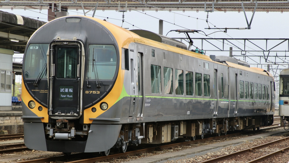 電車 JR四】8600系E13編成 多度津工場出場試運転 |2nd-train鉄道ニュース