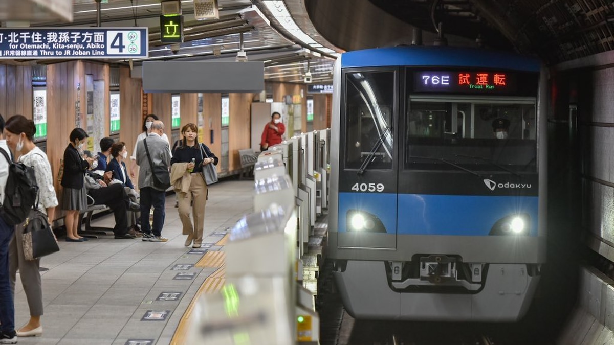 週40時間超えの労働時間の計算をわかりやすく解説！土曜出勤や月