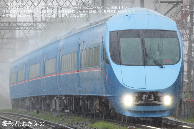 【小田急】60000形60252F(60252×6) 大野総合車両所出場試運転を伊勢原駅で撮影した写真